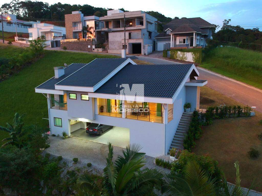 Casa à venda no bairro Imigrantes: 